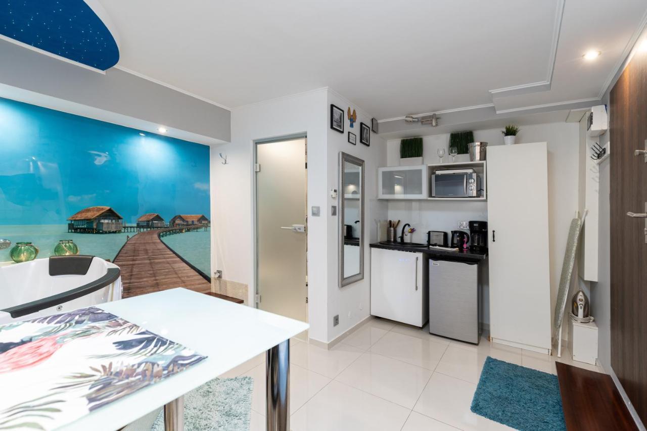 Jacuzzi Apartment Zen クラクフ エクステリア 写真